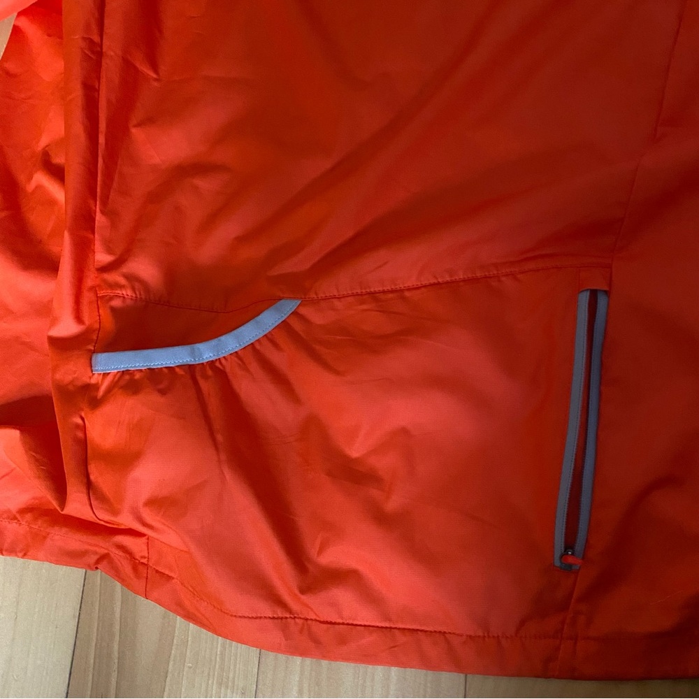 THE NORTH FACE WINDBREAKER - Picture 8 of 8